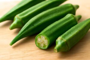オクラの黒い斑点は食べられる？原因と見分け方、安全においしく食べるコツを解説